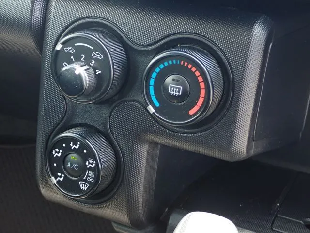 トヨタ　プロボックスバン　２ＷＤ