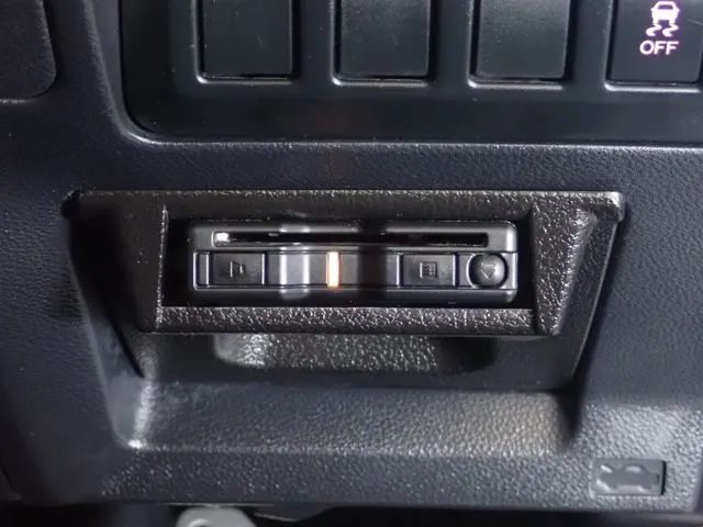 スバル　ＳＵＢＡＲＵ　ＸＶ　ハイブリッド