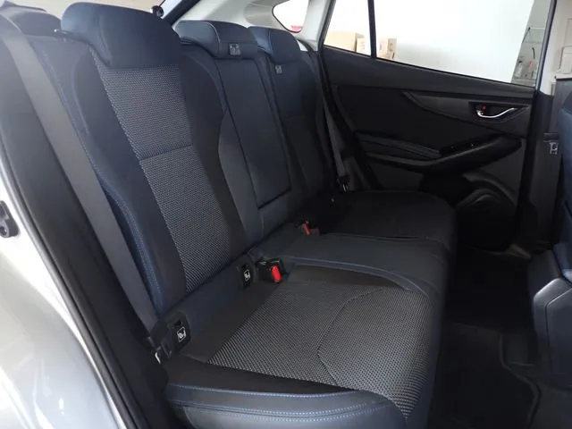 スバル　ＳＵＢＡＲＵ　ＸＶ　ハイブリッド