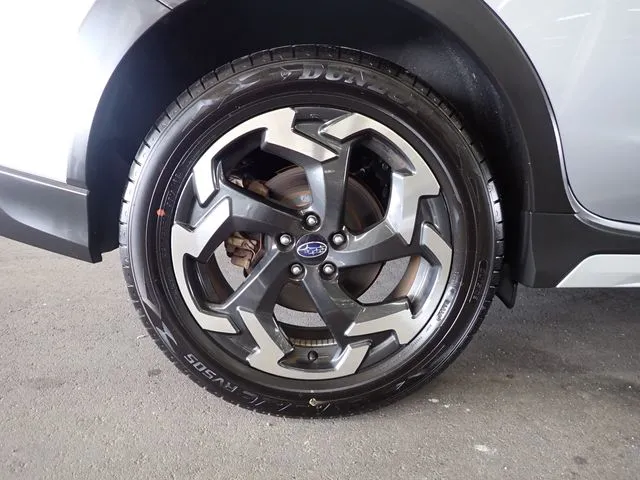 スバル　ＳＵＢＡＲＵ　ＸＶ　ハイブリッド