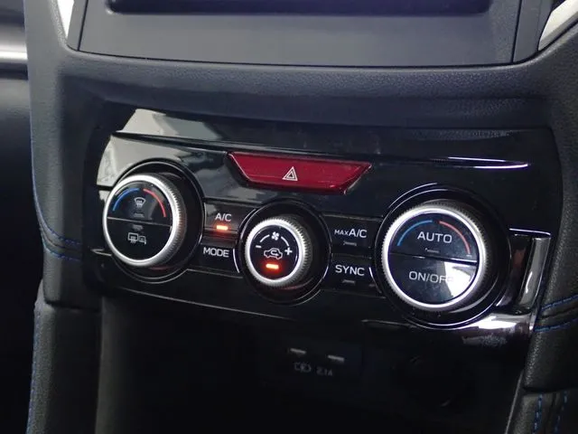 スバル　ＳＵＢＡＲＵ　ＸＶ　ハイブリッド