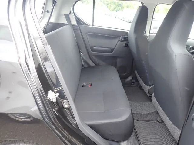 ミラ イース(ダイハツ)の車両写真