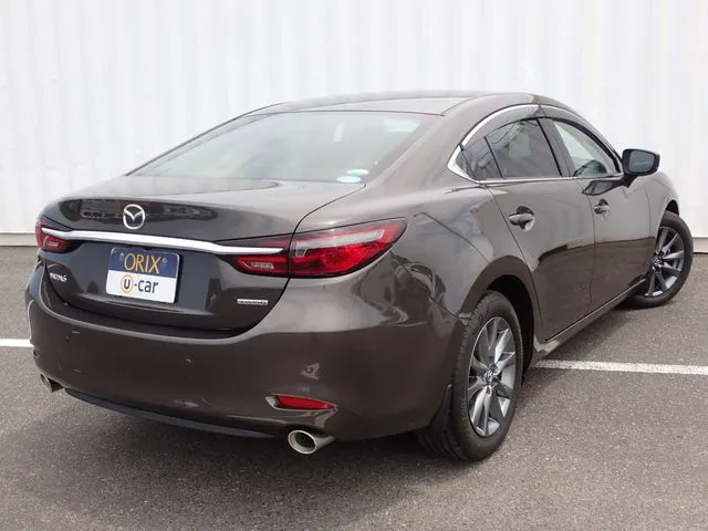 マツダ　ＭＡＺＤＡ６　セダン