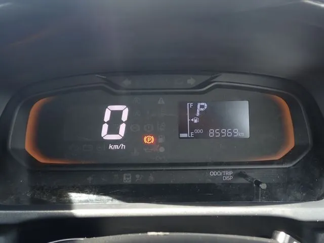 ダイハツ　ミラ　イース