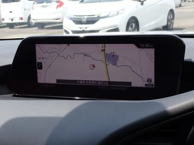 マツダ　ＭＡＺＤＡ３　セダン