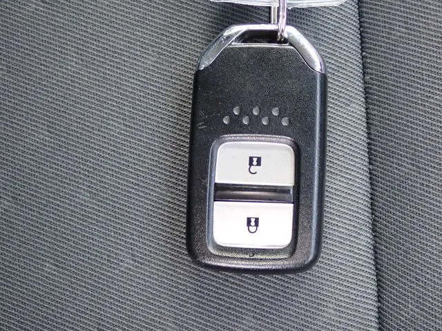 ホンダ　フィット　ｅ：ＨＥＶ
