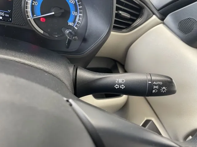 ニッサン　ルークス