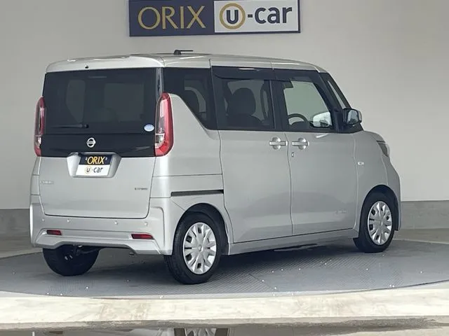 ニッサン　ルークス