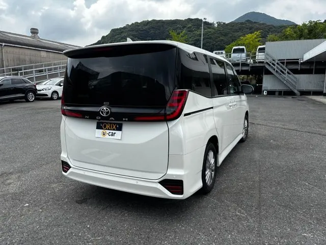 ノア(トヨタ)の車両写真