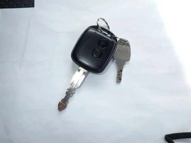 メーカー：その他　エルフ