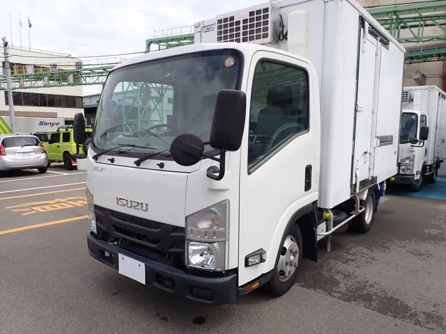 メーカー：その他　エルフ