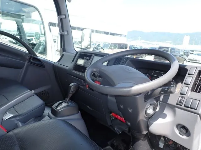 メーカー：その他　エルフ