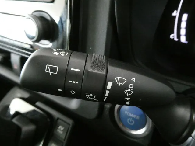 シエンタ ハイブリッド(トヨタ)の車両写真
