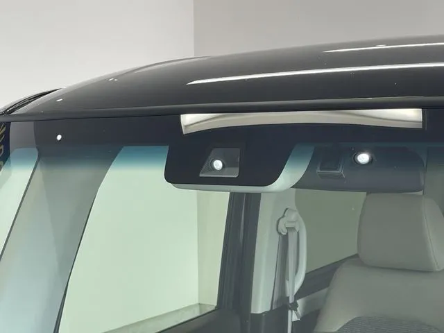 N BOX(ホンダ)の車両写真