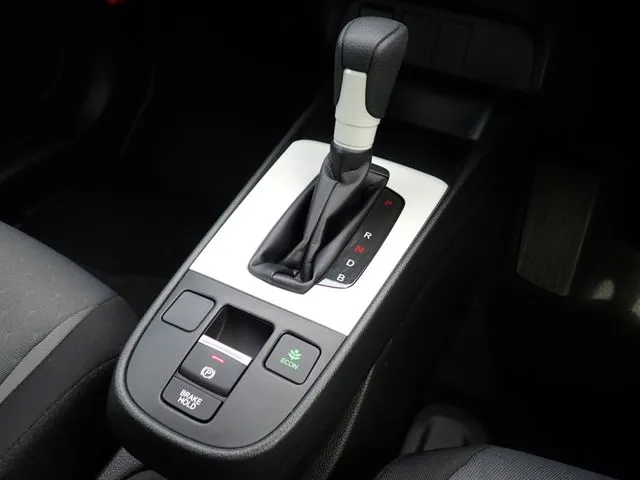 フィット e:HEV(ホンダ)の車両写真