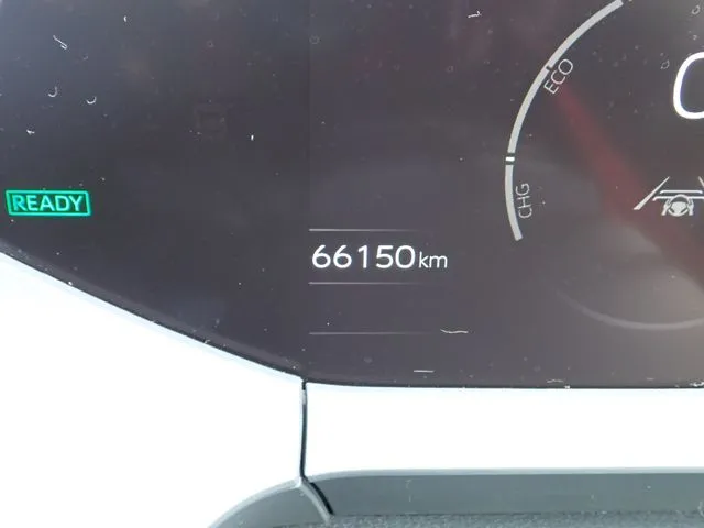 プリウス（トヨタ）の車両写真