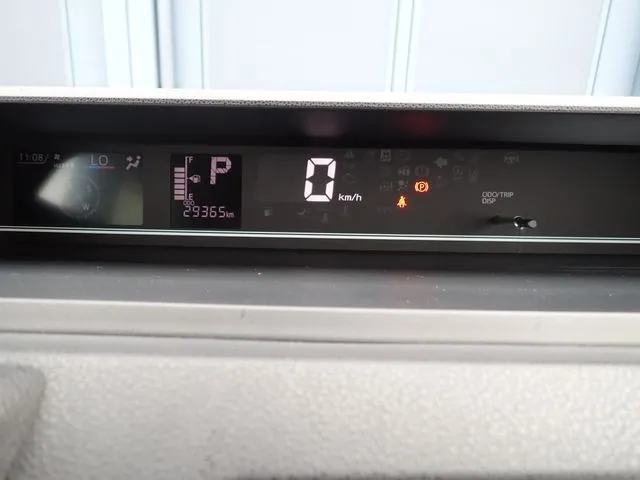 タント(ダイハツ)の車両写真