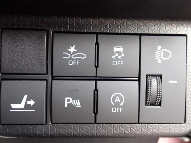 タント(ダイハツ)の車両写真