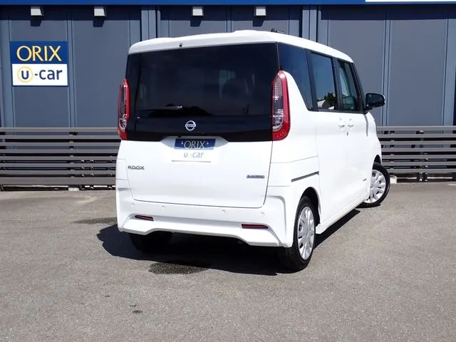 ルークス(ニッサン)の車両写真