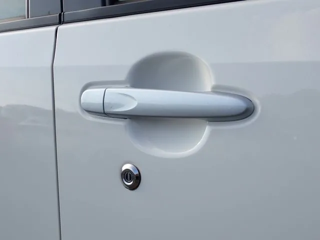 ムーヴ（ダイハツ）の車両写真