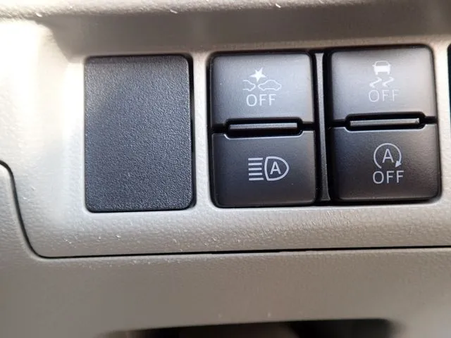 ムーヴ（ダイハツ）の車両写真