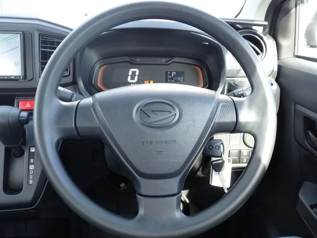 ミラ イース(ダイハツ)の車両写真