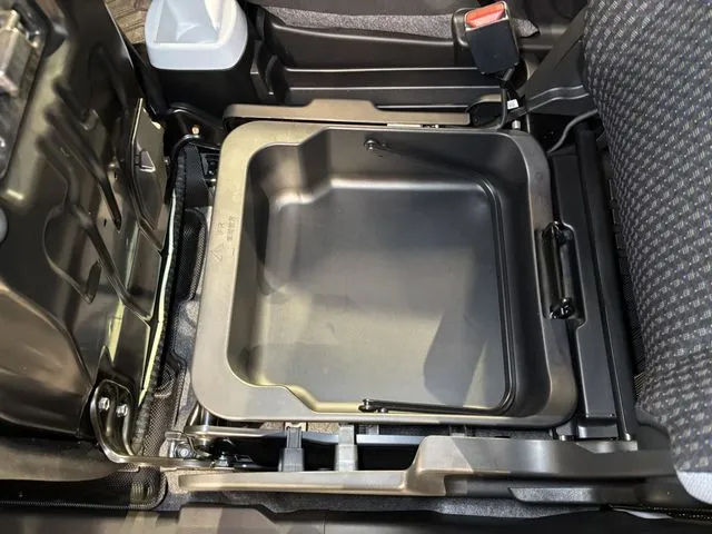 フレアクロスオーバー(マツダ)の車両写真