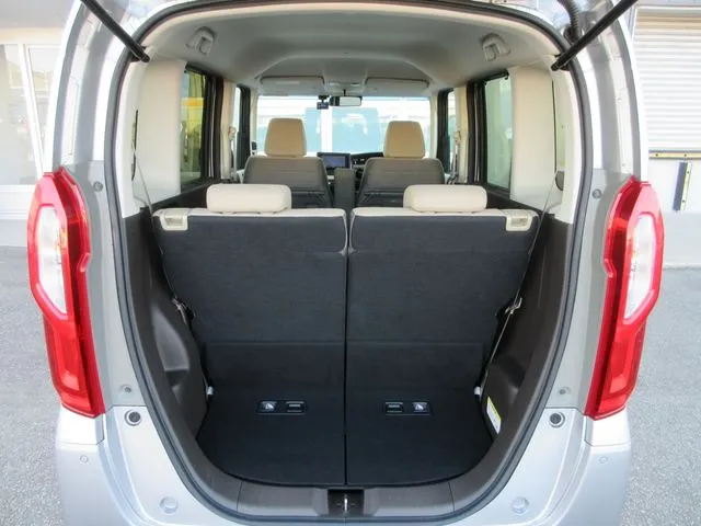 Ｎ　ＢＯＸ　４ＷＤ（ホンダ）の車両写真
