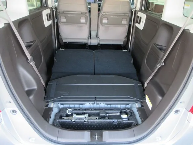 Ｎ　ＢＯＸ　４ＷＤ（ホンダ）の車両写真