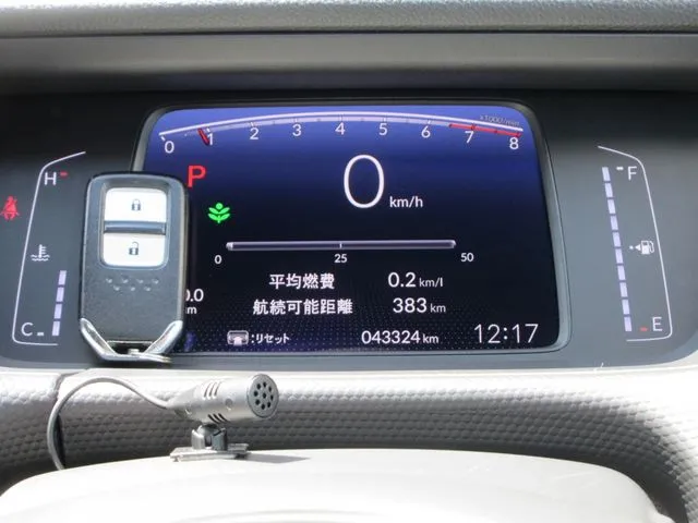 ホンダ　フィット　４ＷＤ