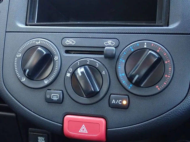 ニッサン　ＮＶ１５０　ＡＤ　２ＷＤ