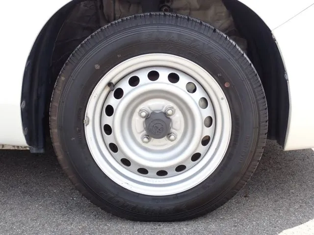 トヨタ　プロボックスバン　２ＷＤ