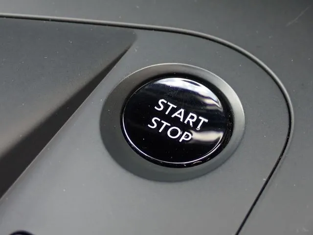ノート(ニッサン)の車両写真