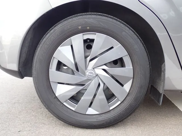 ノート(ニッサン)の車両写真