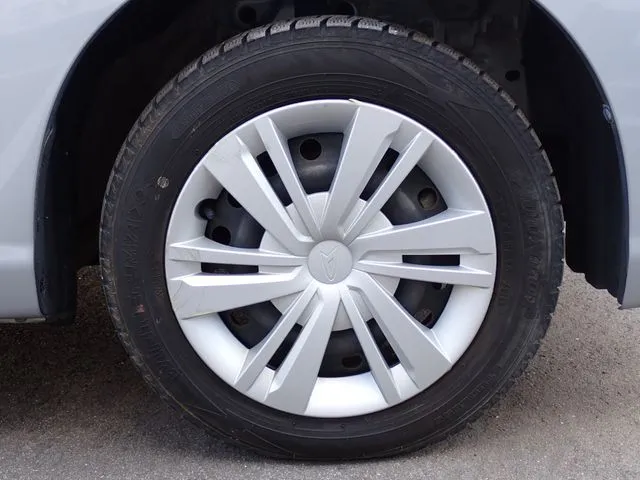 ダイハツ　トール　４ＷＤ