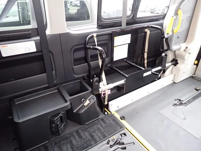 ハイエースバン 1.25t 2WD(トヨタ)の車両写真