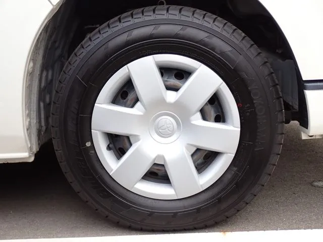 ハイエースバン 1.25t 2WD(トヨタ)の車両写真