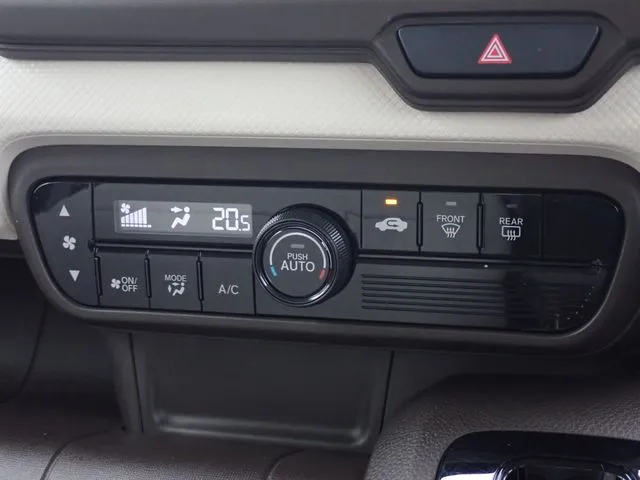 N-WGN(ホンダ)の車両写真