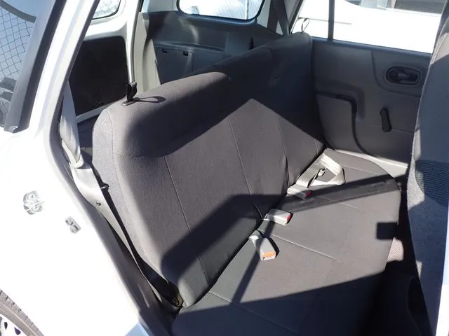 NV150 AD 4WD(ニッサン)の車両写真
