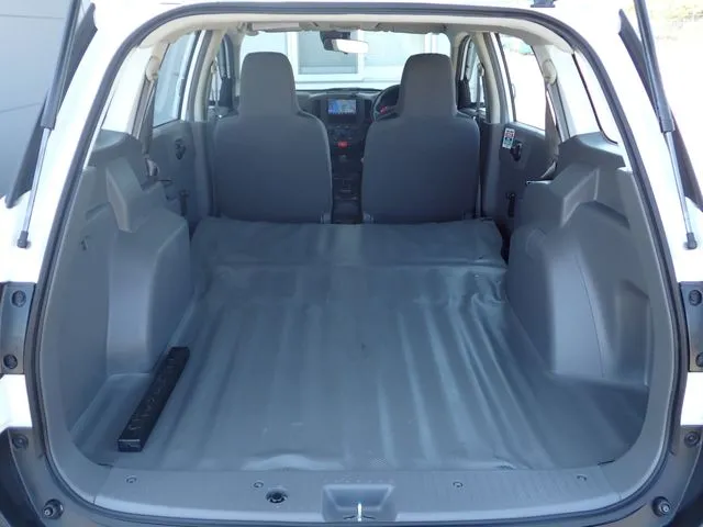 NV150 AD 4WD(ニッサン)の車両写真