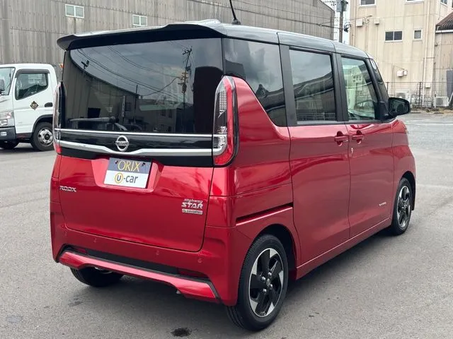 ニッサン　ルークス