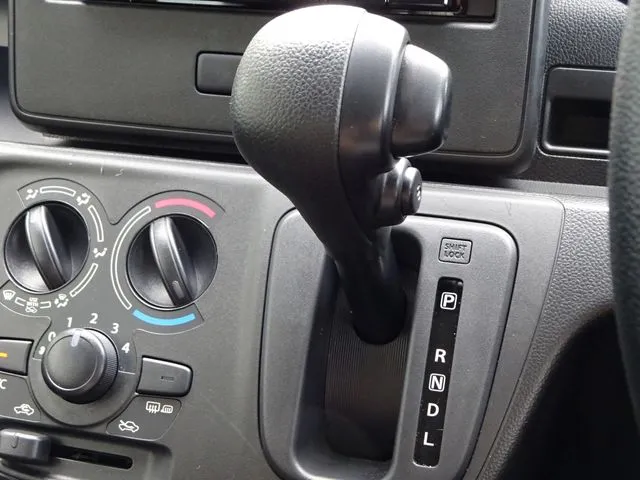 ワゴンR 4WD(スズキ)の車両写真