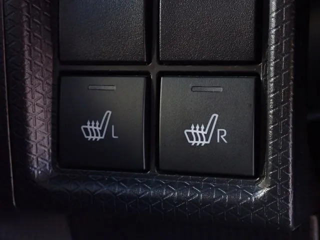 シフォン カスタム(スバル)の車両写真