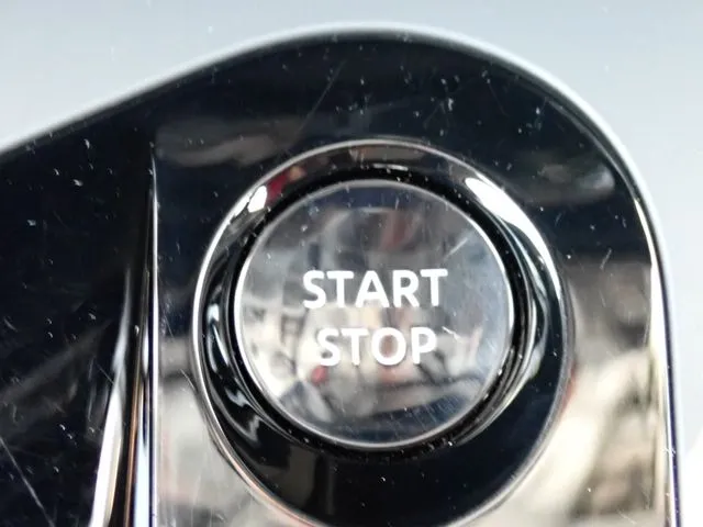 ノート（ニッサン）の車両写真