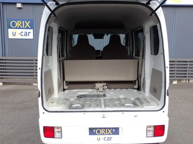 エブリイバン(スズキ)の車両写真
