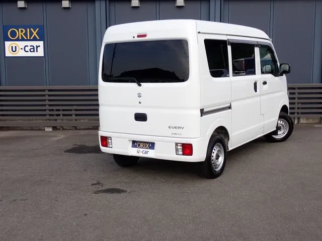 エブリイバン(スズキ)の車両写真