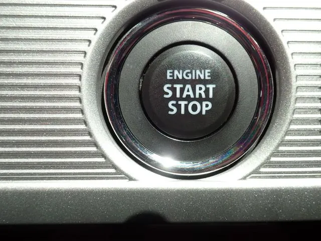 スペーシア ギア(スズキ)の車両写真