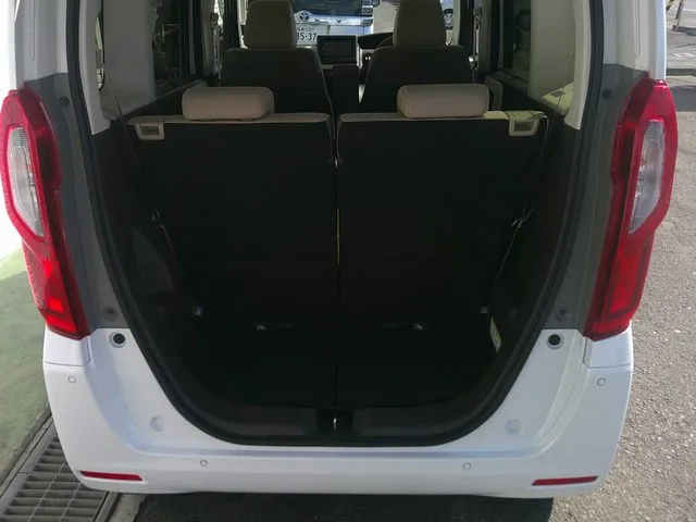 Ｎ　ＢＯＸ　４ＷＤ（ホンダ）の車両写真
