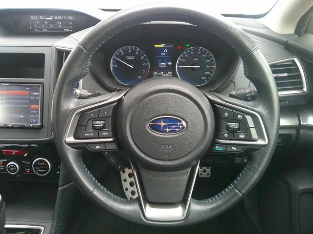 ＳＵＢＡＲＵ　ＸＶ　ハイブリッド（スバル）の車両写真