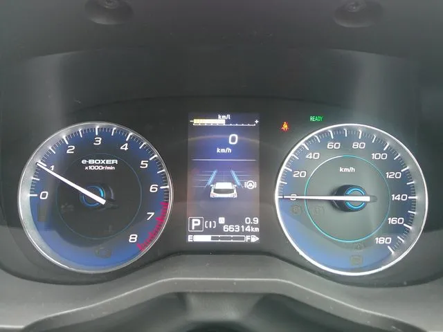 ＳＵＢＡＲＵ　ＸＶ　ハイブリッド（スバル）の車両写真